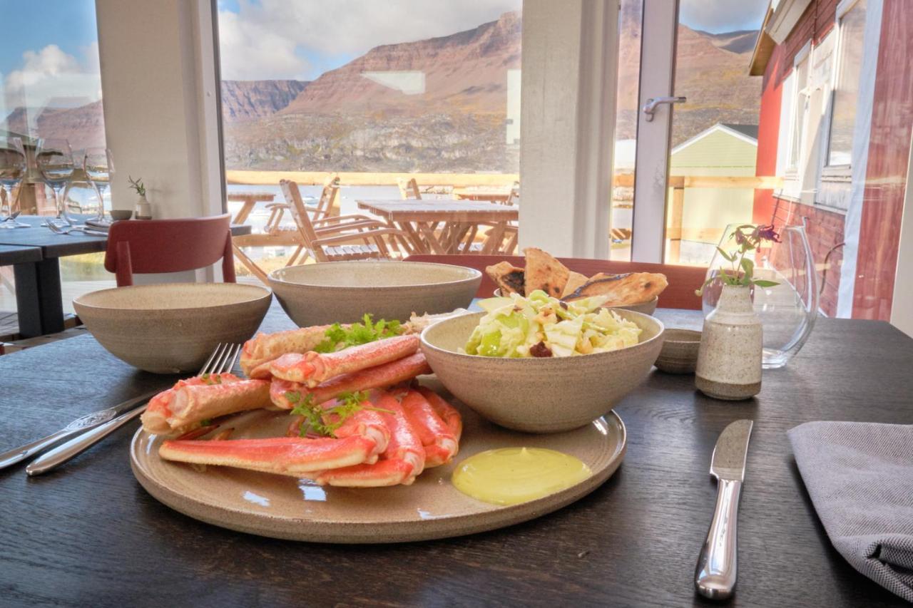 Hotel Disko Island Qeqertarsuaq Ngoại thất bức ảnh