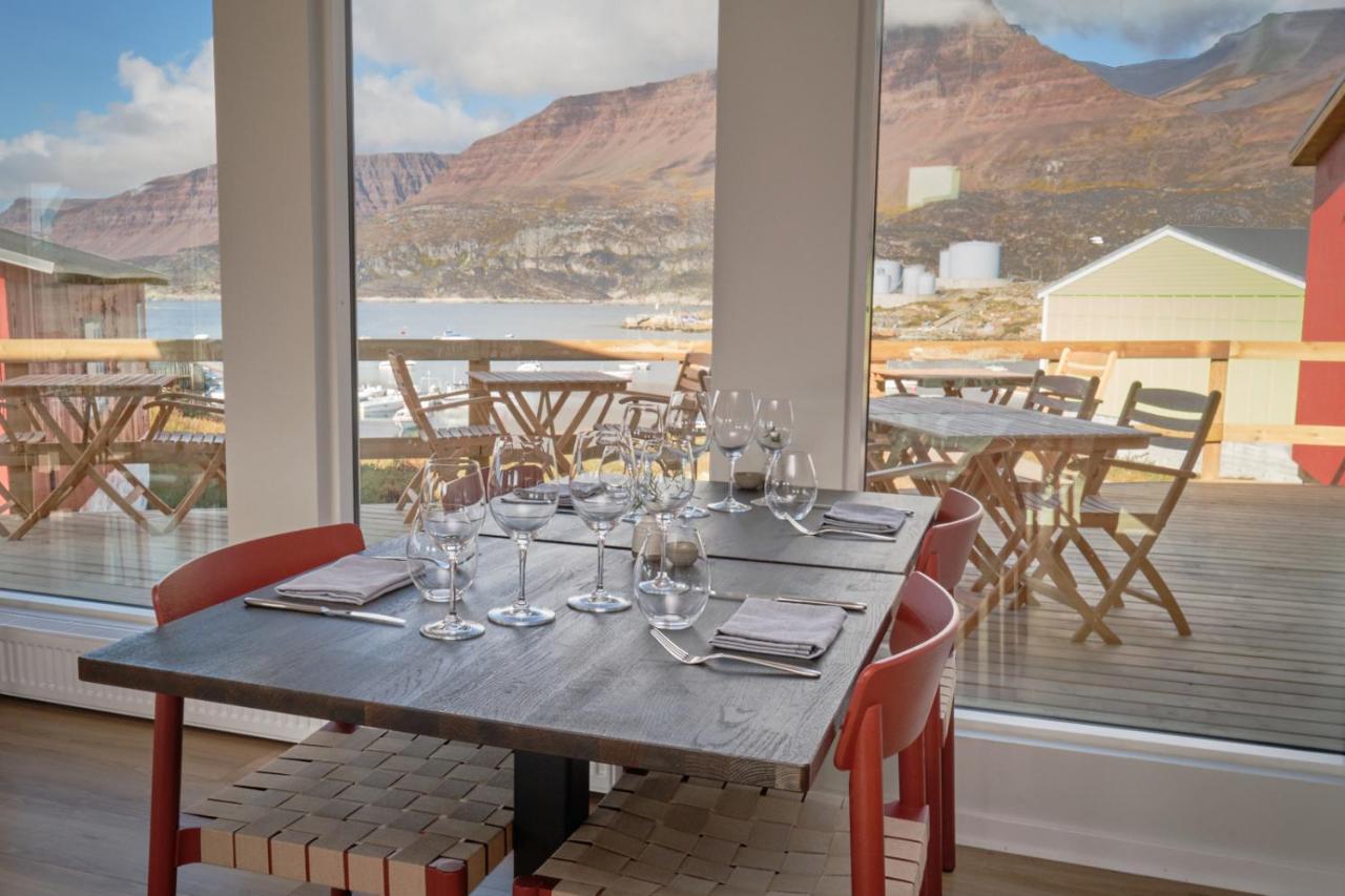 Hotel Disko Island Qeqertarsuaq Ngoại thất bức ảnh