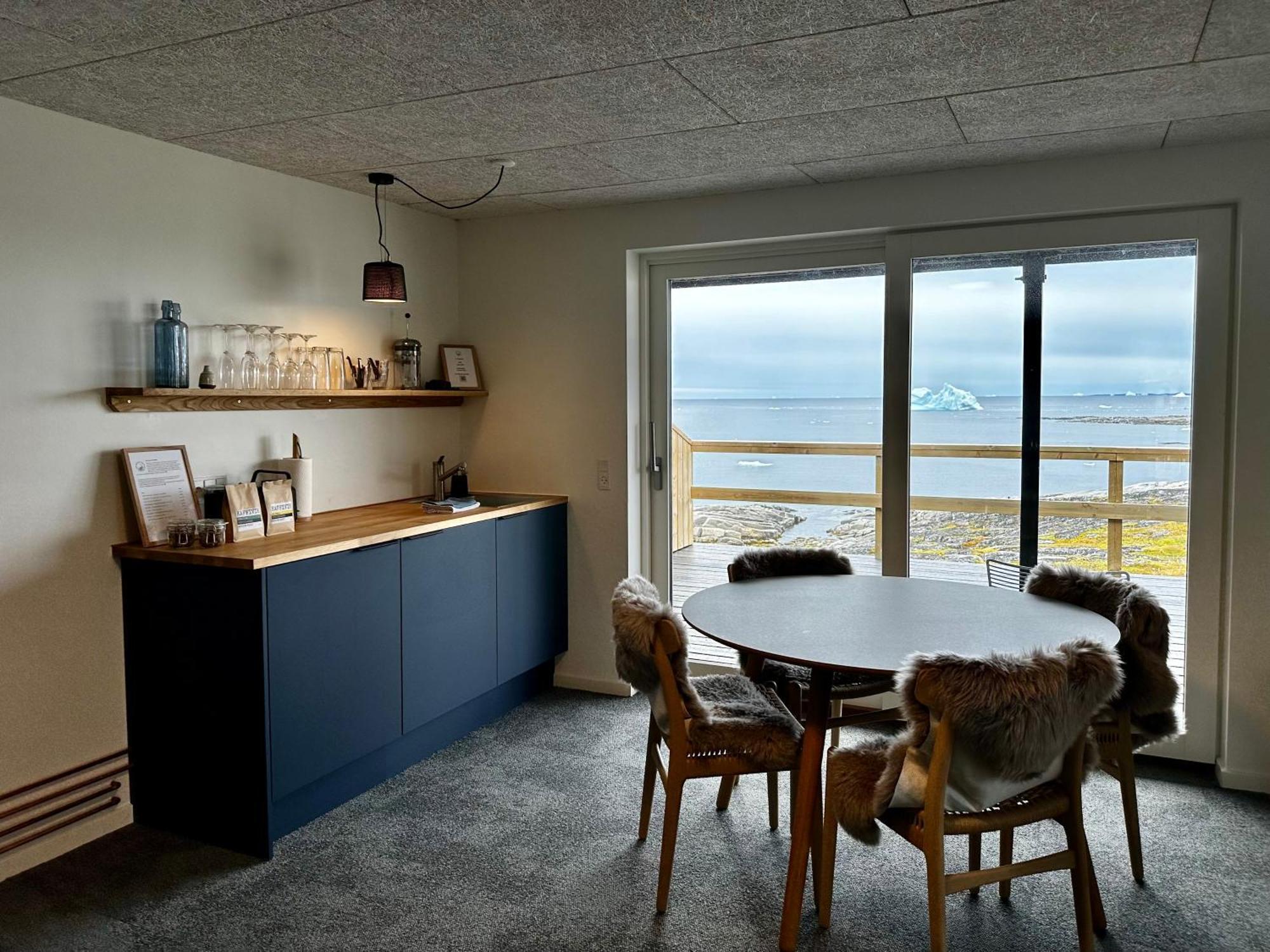 Hotel Disko Island Qeqertarsuaq Ngoại thất bức ảnh